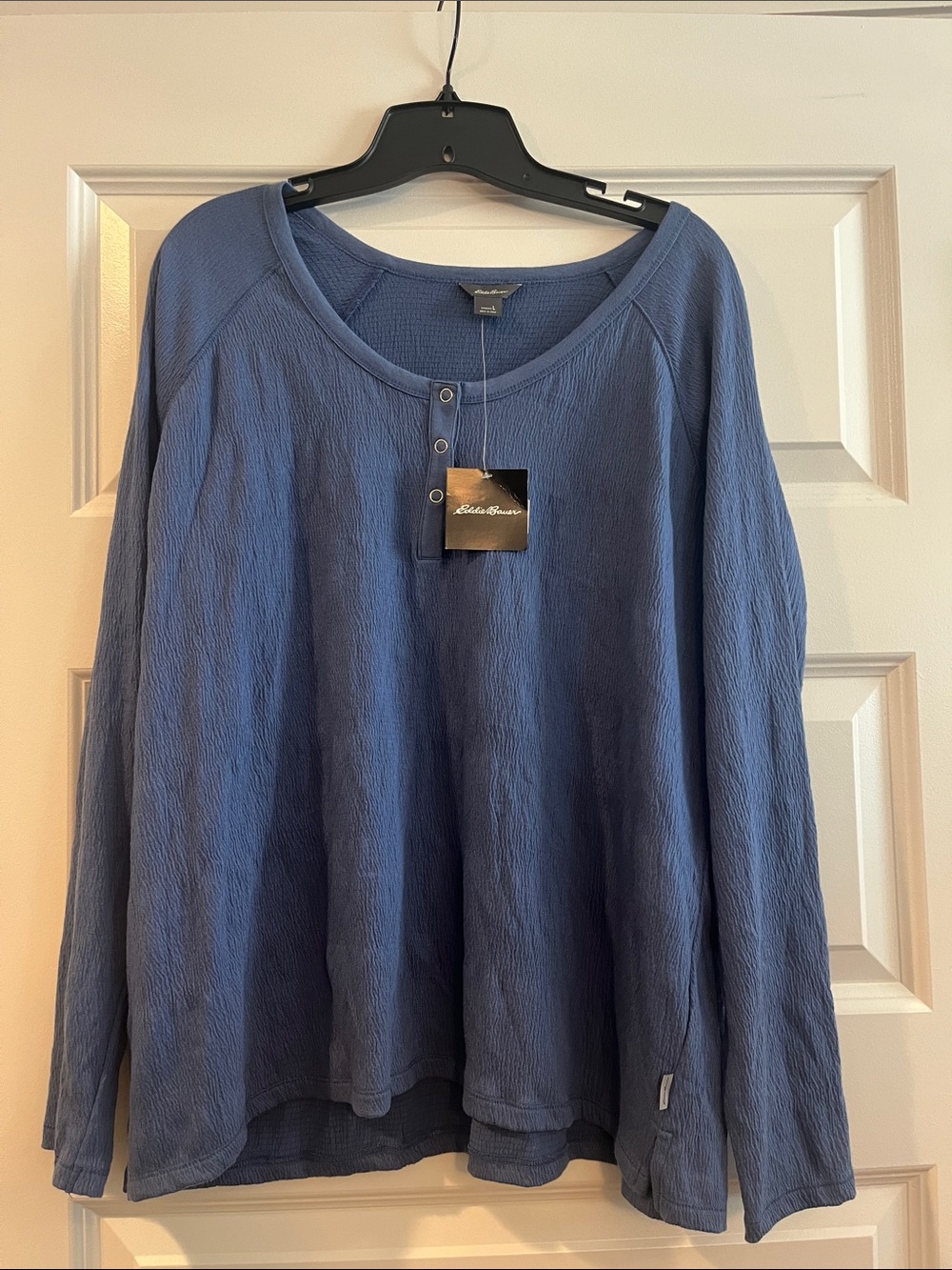 Eddie Bauer long sleeve everyday textured Henley bluebird top NEW NWT large